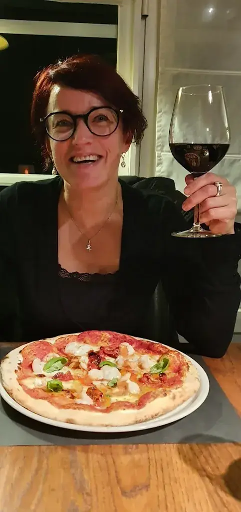 Menu_Mourvèrdre Wine Bar_Wellen_imagen_1