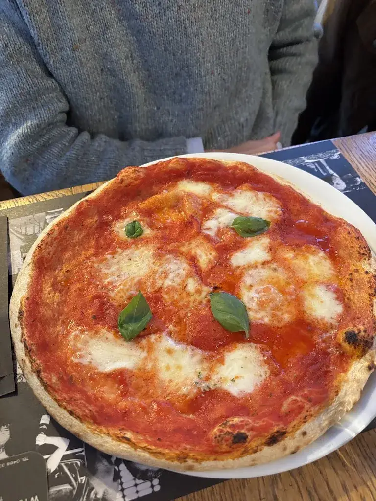 Menu_Mourvèrdre Wine Bar_Wellen_imagen_3