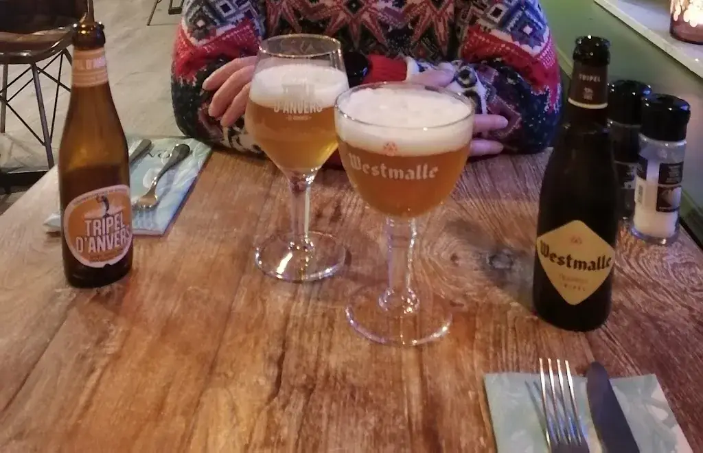 Amina Praet_MONA Waasmunster_Waasmunster_reseña