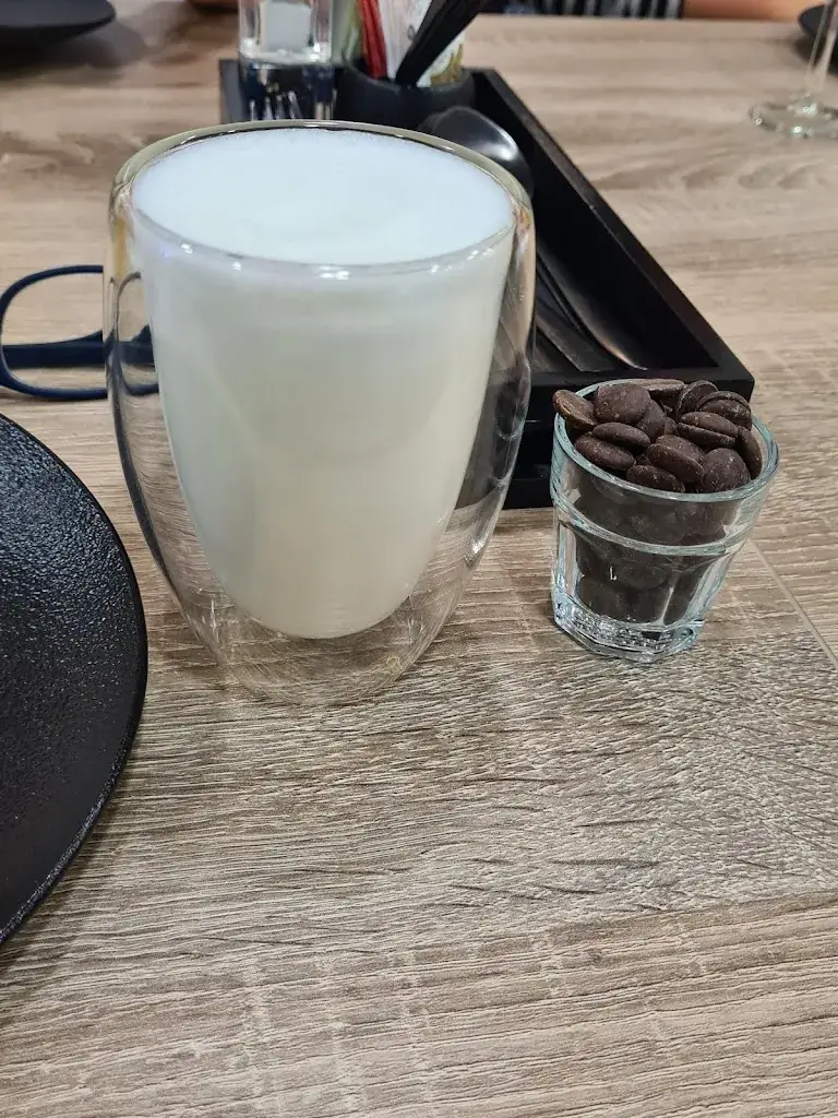 Bob Wouters_Puur B by choc & sweets_Waasmunster_avis