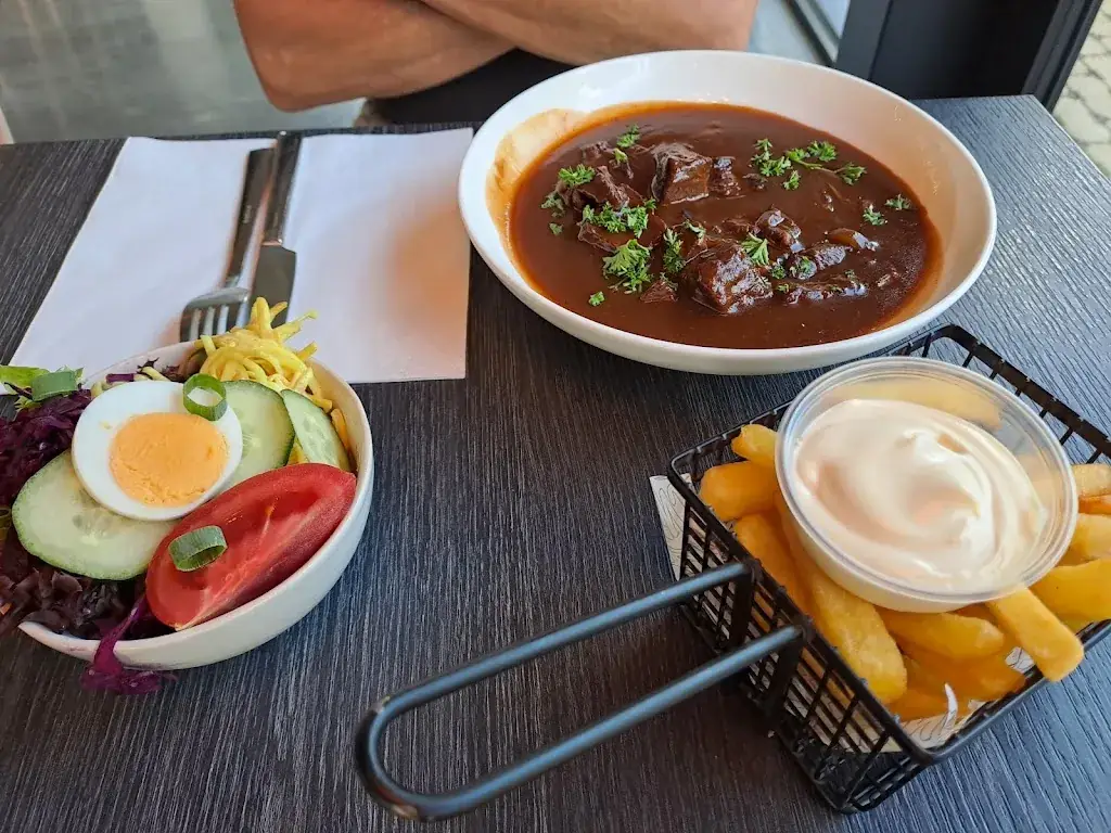 Menü_De Garage Koersel_Beringen_Bild_3