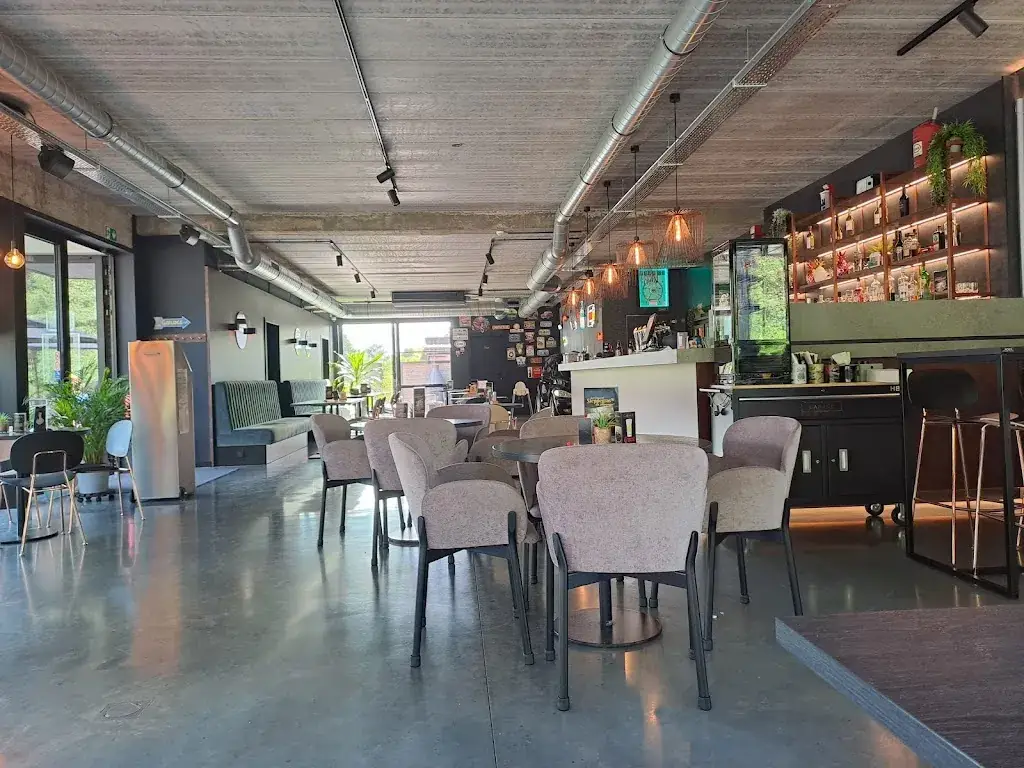 Pascale Siemons_De Garage Koersel_Beringen_Bewertung