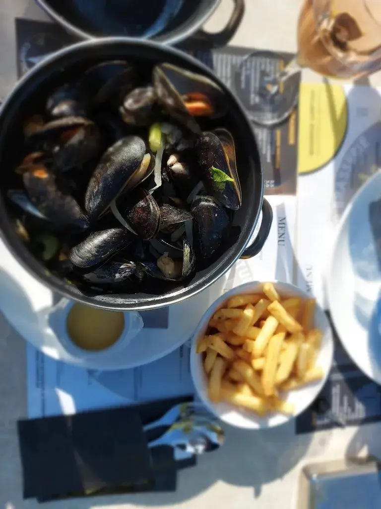 Menu_Brasserie / Frituur Cumptich_Tienen_image_1