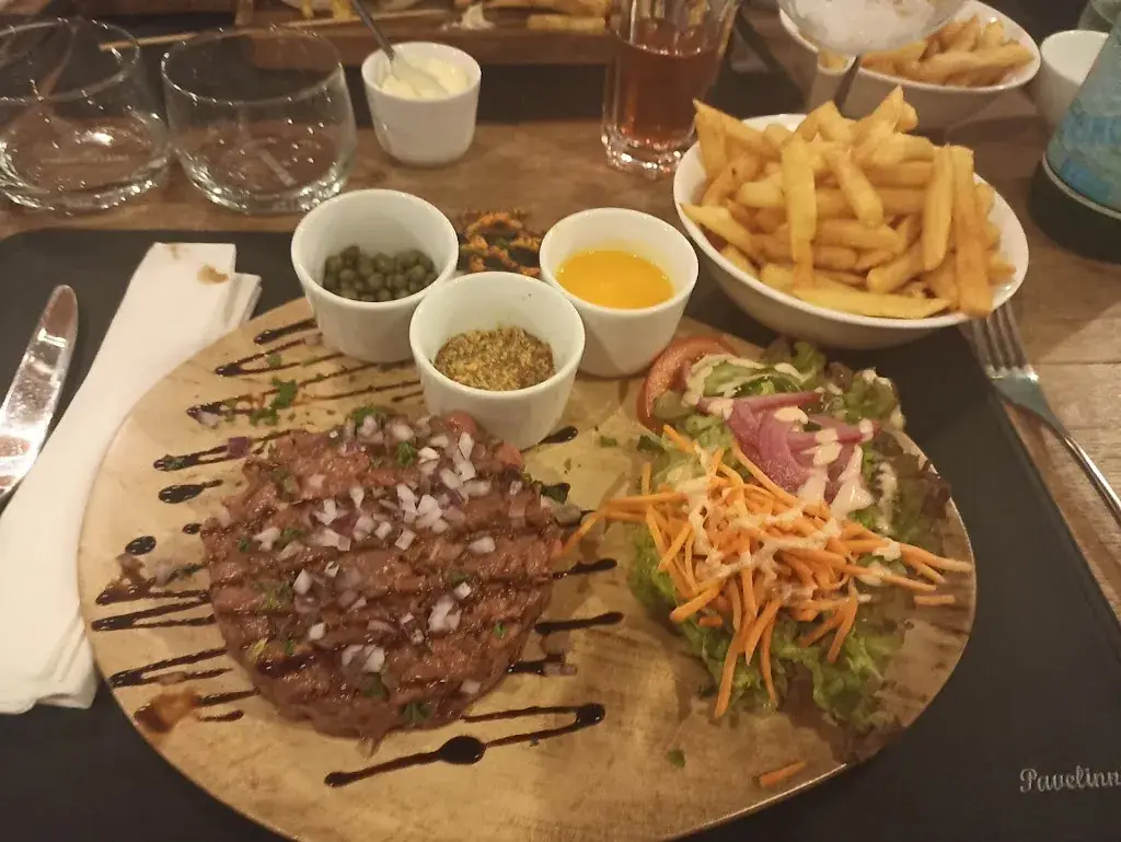 Manu Henrotte_Brasserie / Frituur Cumptich_Tienen_review