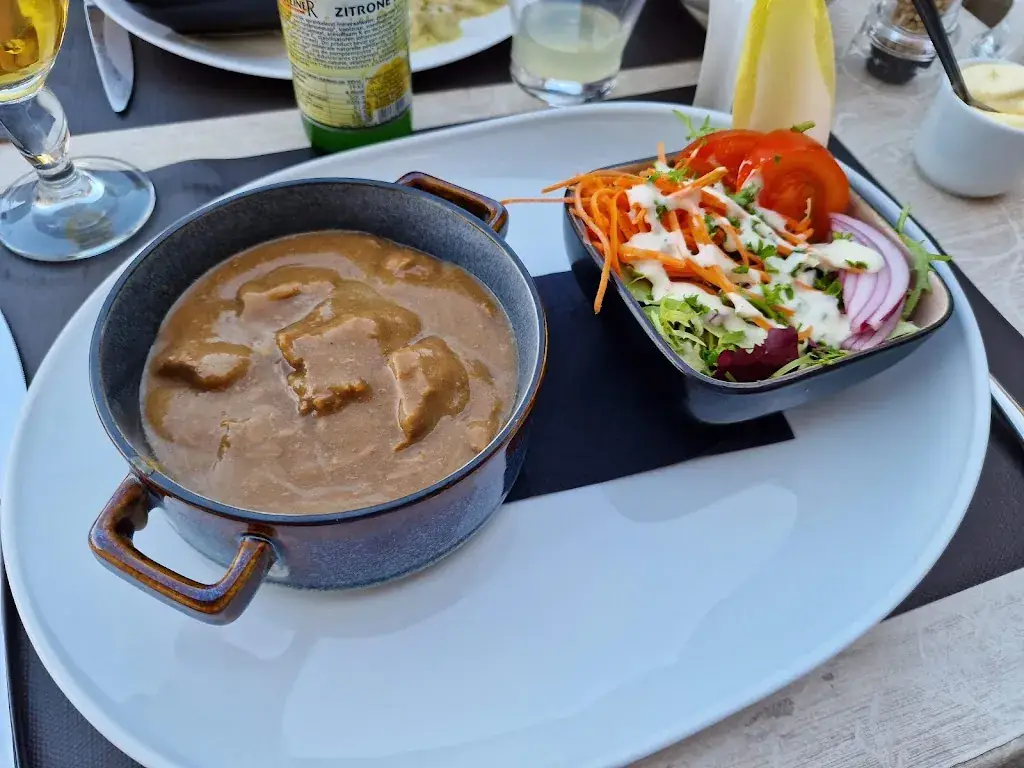 Koen De Leersnijder_Brasserie / Frituur Cumptich_Tienen_review