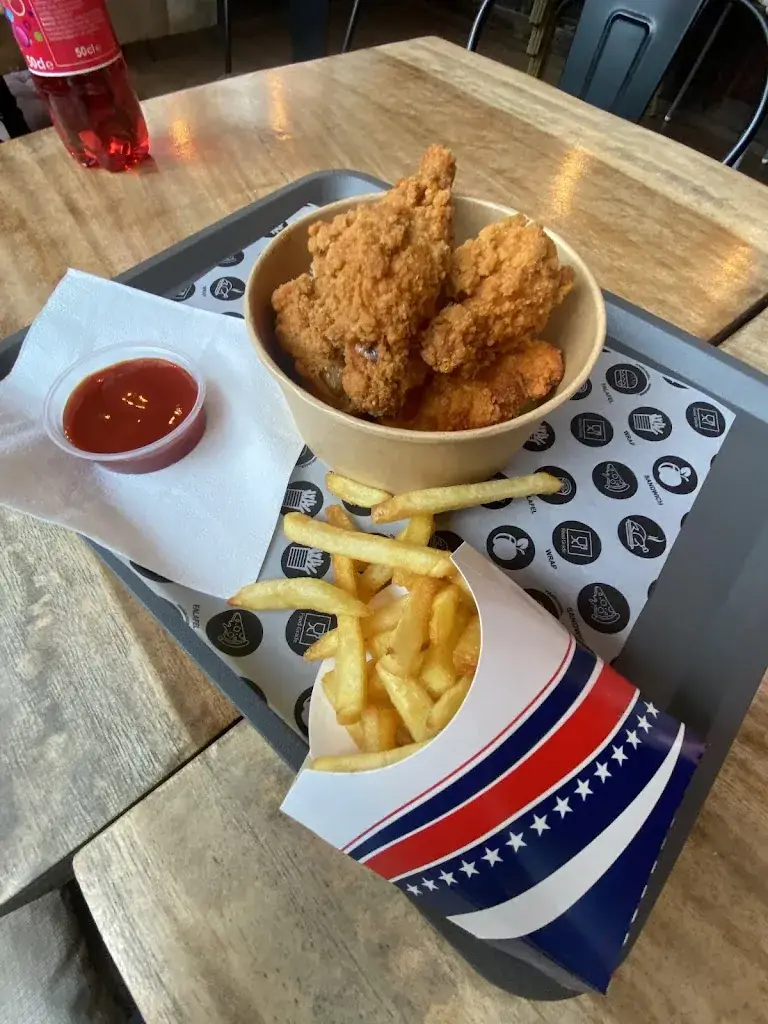 MERVEDI IBHA_La Casa Del Burger_Tienen_review