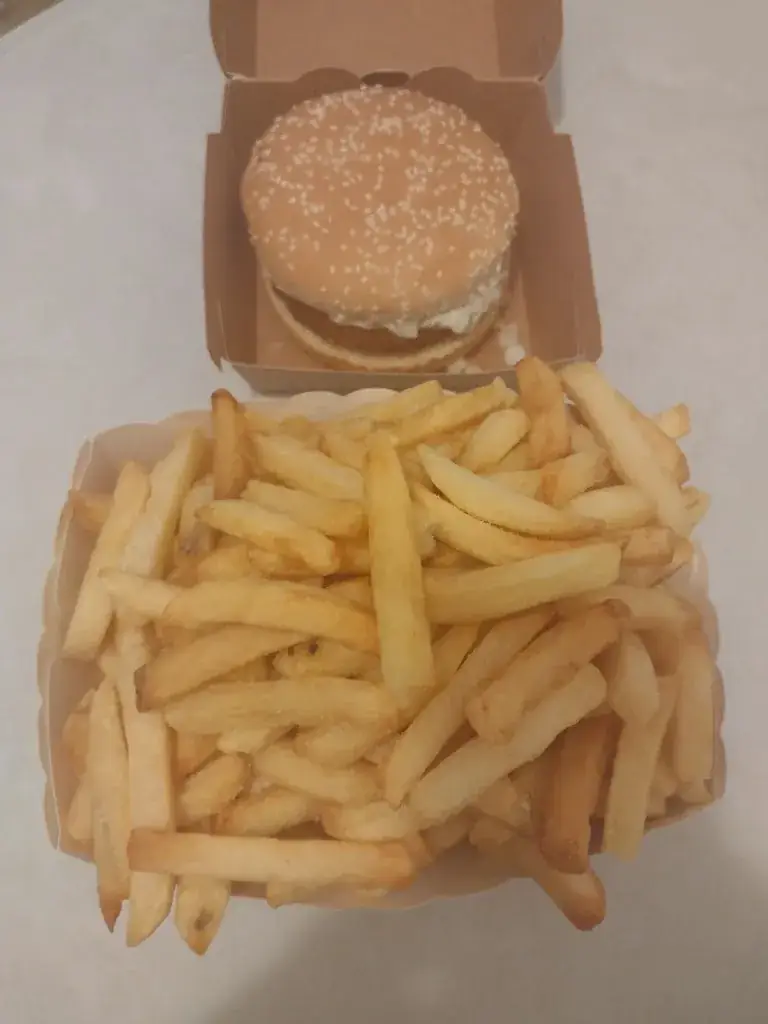 Menü_Frituur Saint Germain_Tienen_Bild_7