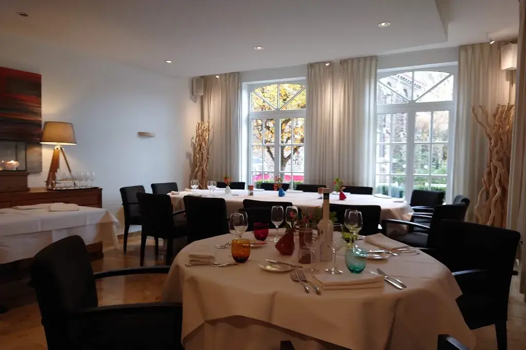 samyn geert_Oud Stadhuis_Wervik_review