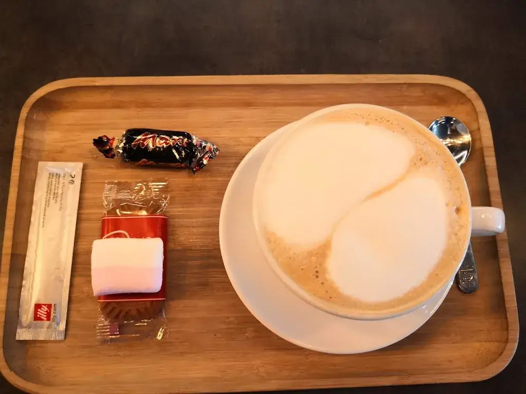 Stürczer Alfred Ioan_Markt 17_Wetteren_review