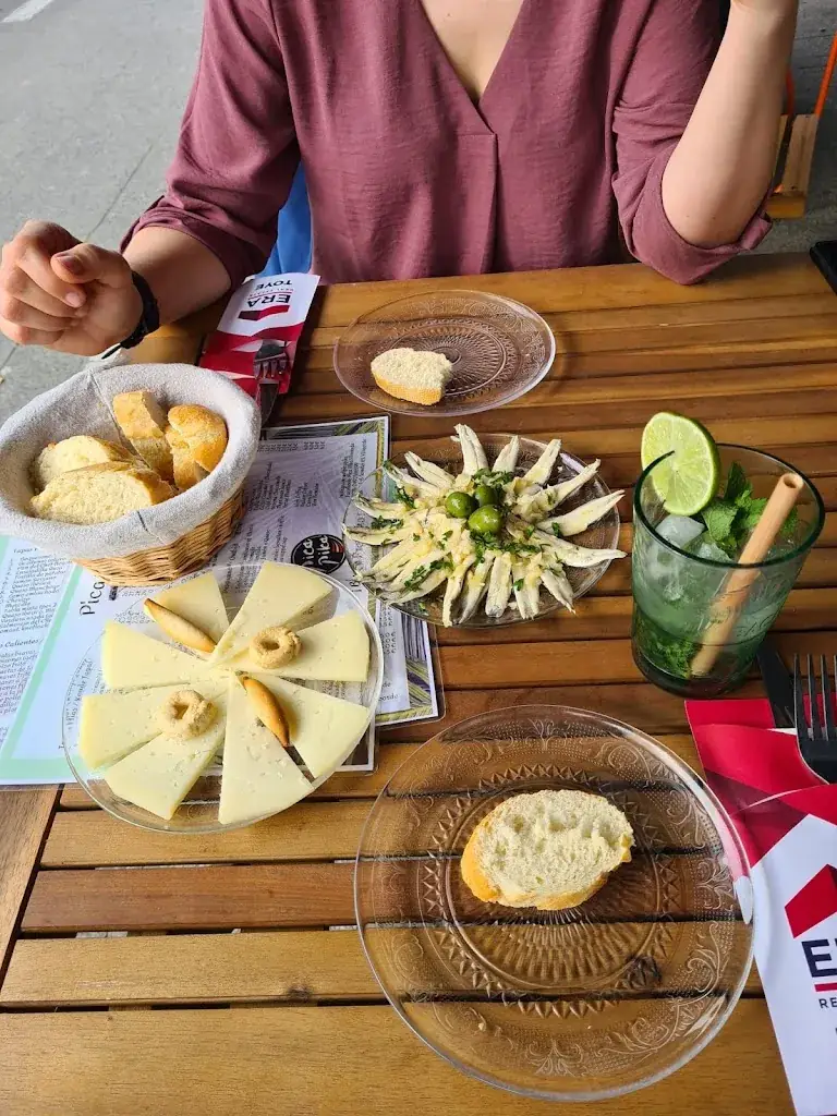 Elisa Baetens_Pica Pika_Vilvoorde_review