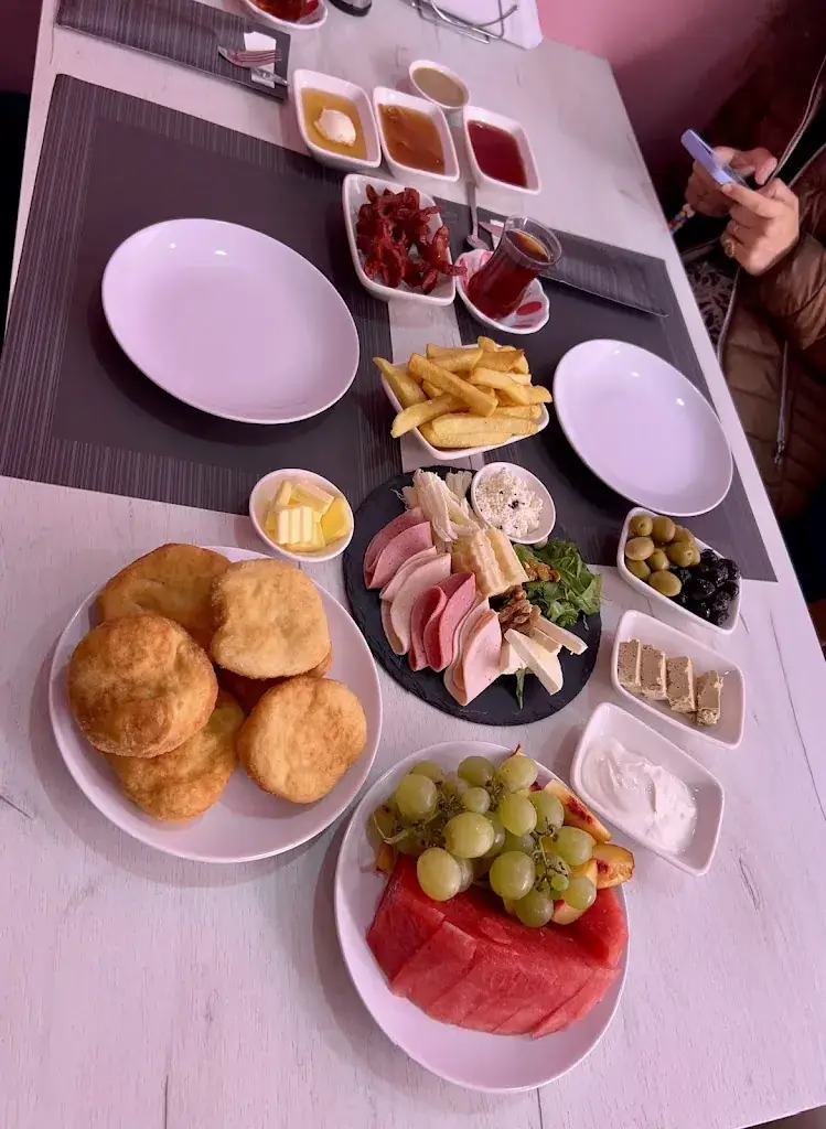 Alper Ozguvenc_HAYAT RESTAURANT_Vilvoorde_Bewertung