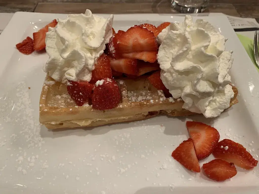 Patrice Kerremans_Grand Café Jules Verne Brasserie_Beveren-Kruibeke-Zwijndrecht_reseña