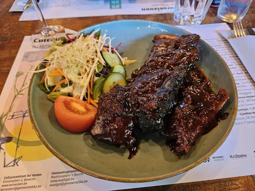 CultuurCafé Ter Vesten - Beveren_Beveren-Kruibeke-Zwijndrecht_slider_image_3