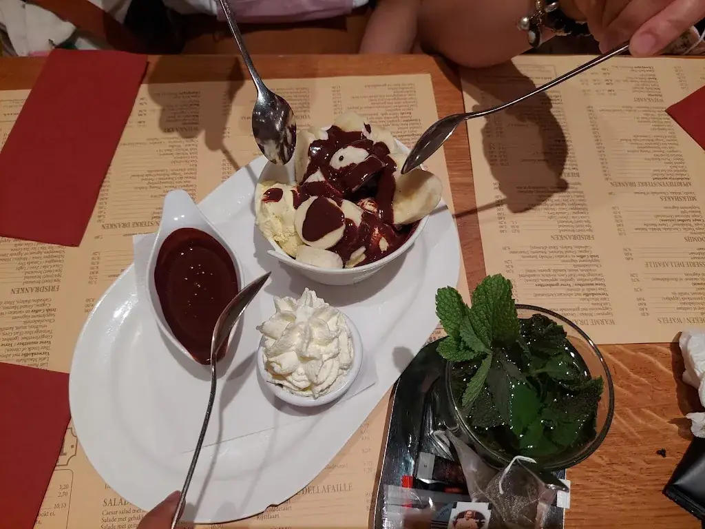 Nori_Café Central_Wijnegem_Bewertung