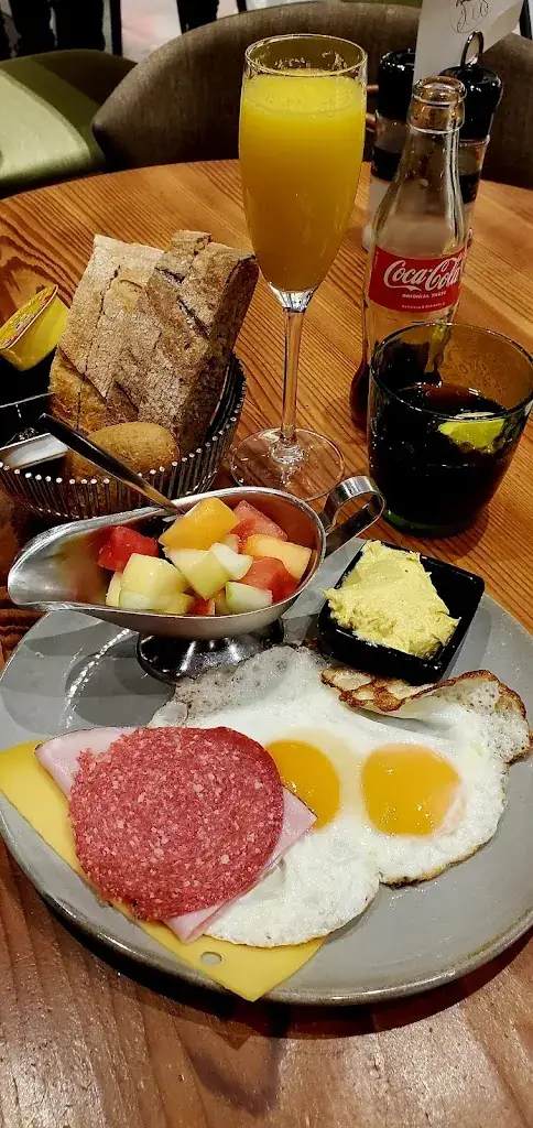 philippe luyckx_'t Binnenhof_Wijnegem_review