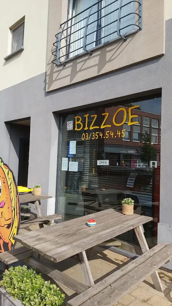Sandwichbar Bizzoe restaurante en Wijnegem