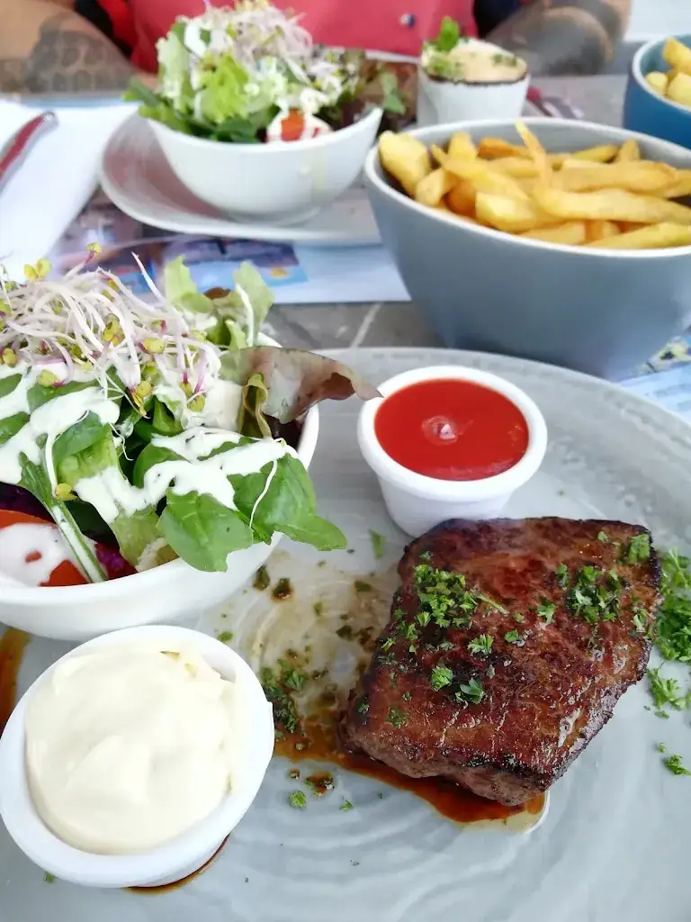 Cora lie_Sacchetti's_Willebroek_review