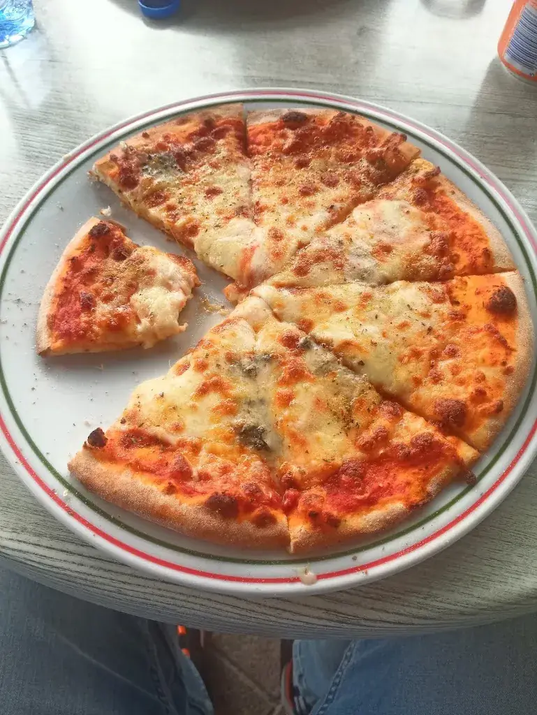 Tom_Mama Mia_Zelzate_review