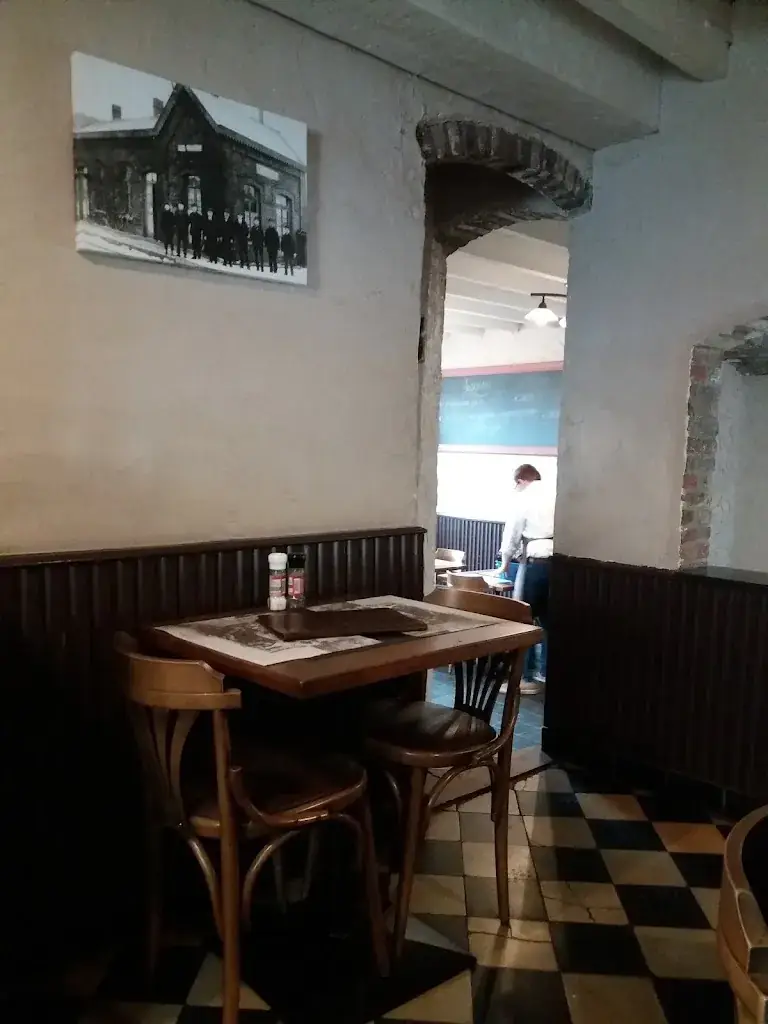 Kalina Hadzhieva_De Lekpot Loppem_Zedelgem_review