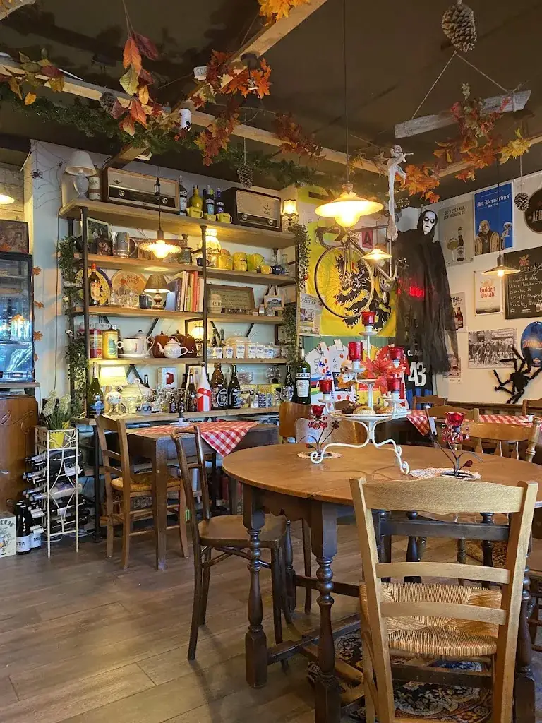 kaffee bistro LKKRS Restaurant in Zedelgem