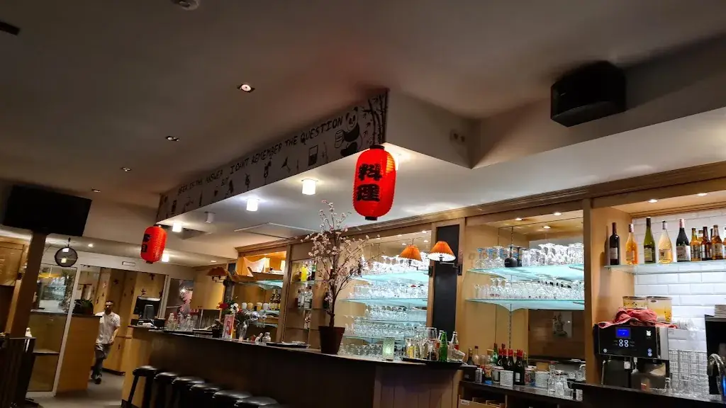 Sakimi Sushi Zele_Zele_slider_image_1