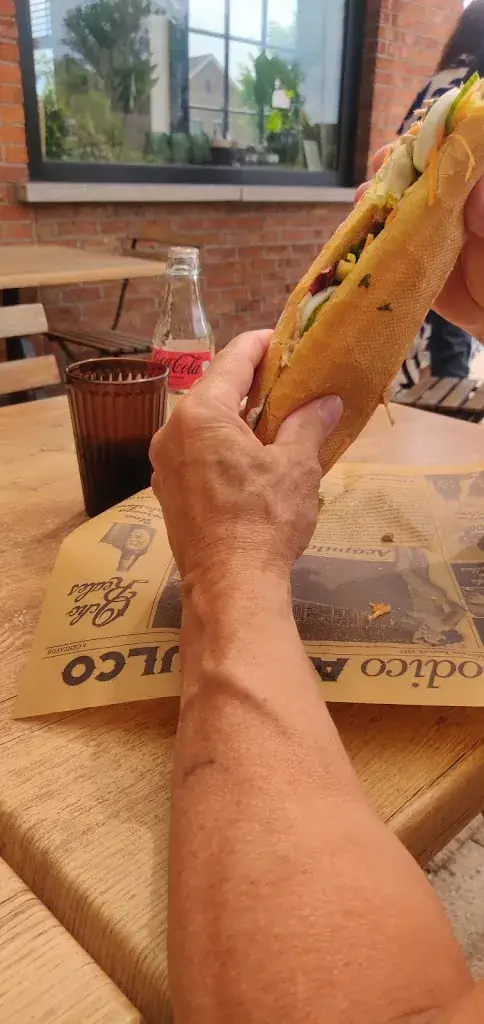 Rosita Thiryn_Goesting_Zele_review