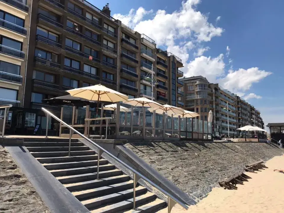 Sea and Sand_Brugge_slider_image_3