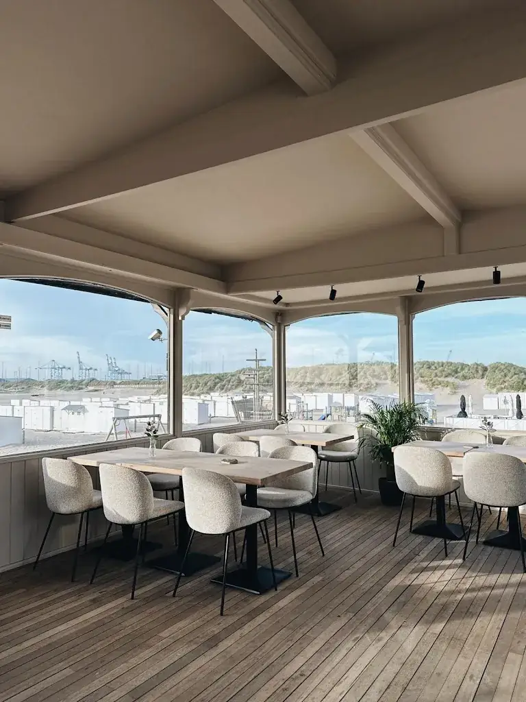 Het Zandlopertje Est. 2024 Restaurant in Brugge