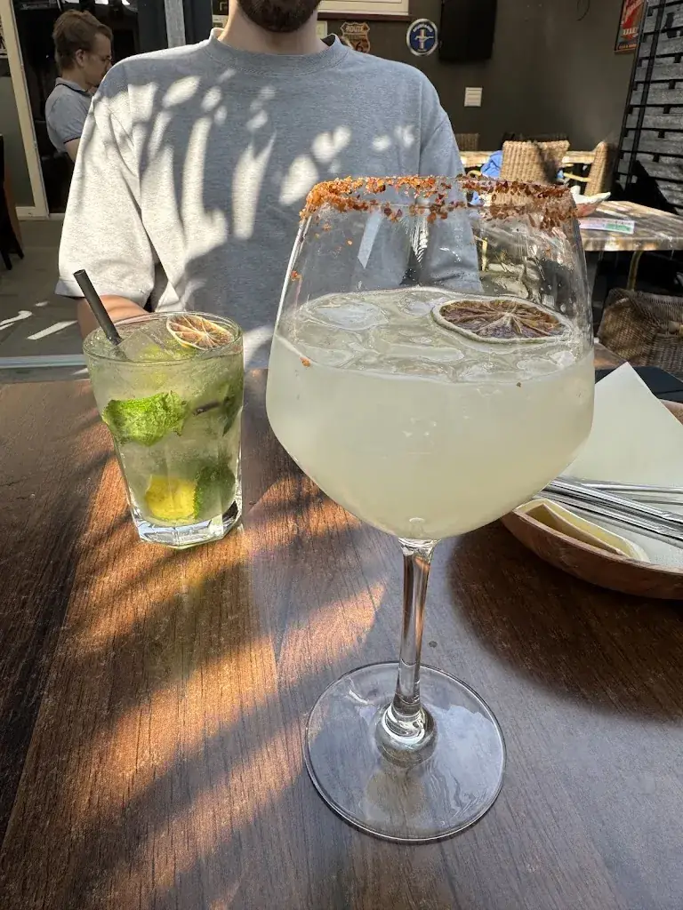 Warisara Uengwatchanapan_Ribs and More_Zemst_reseña