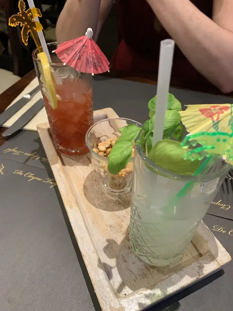 sarah LECHKAR_De Cleyne Taefel_Zoutleeuw_review