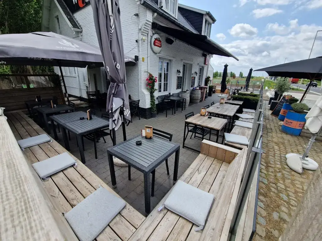 Brasserie ť wit huis restaurant à Beveren-Kruibeke-Zwijndrecht