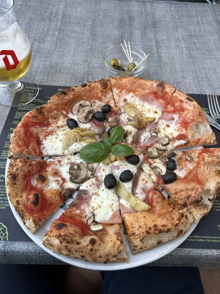 Tartufo Italian Food Bar_Zonhoven_slider_image_3