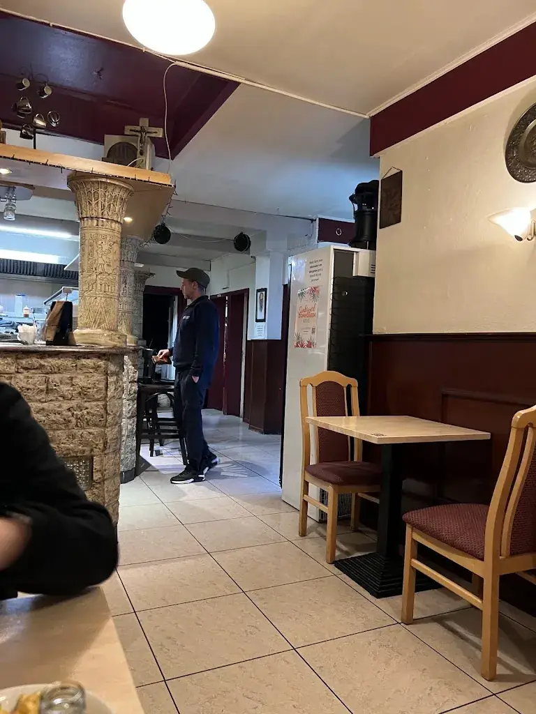 Minahuis Grillroom Pizzeria_Zonhoven_slider_image_1