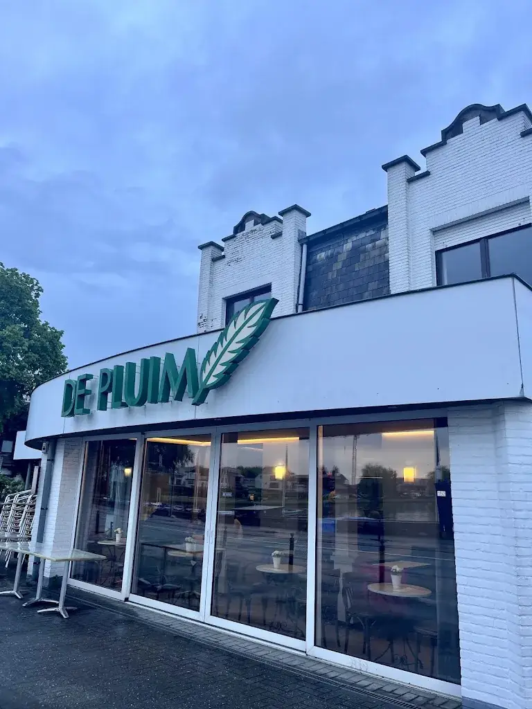 Palinghuis De Pluim Restaurant in Berlare