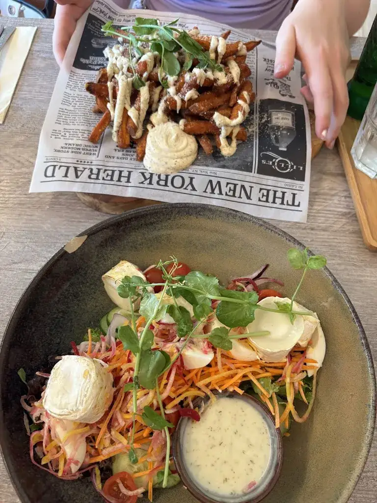 Marieke_Zoete Inval_Zonhoven_review