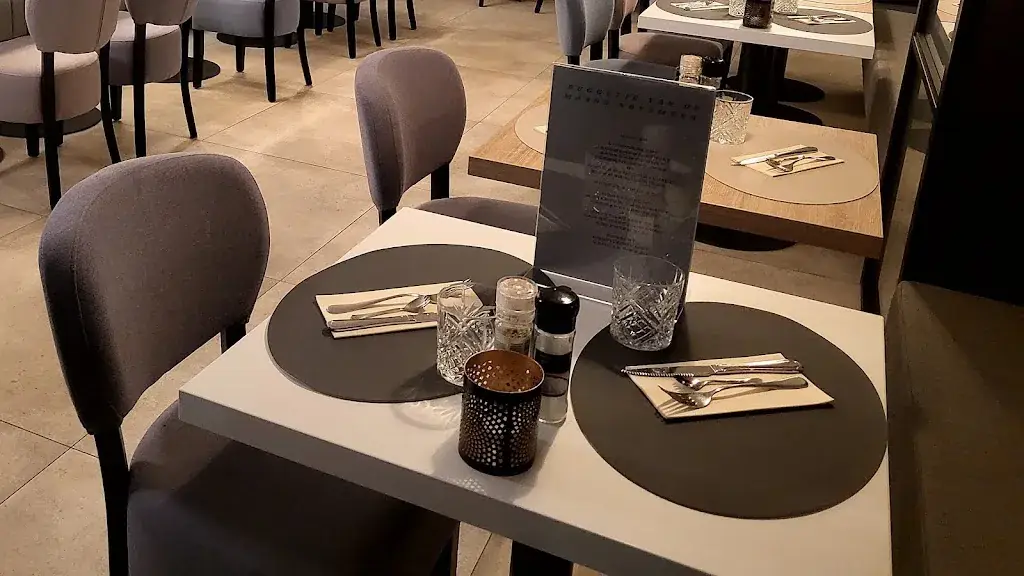 Brasserie Vijverhof_Zwevegem_slider_image_3