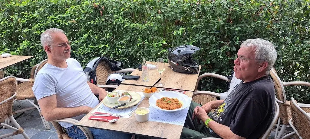 Dorus Overgoor_Oud Gemeentehuis_Zwevegem_avis