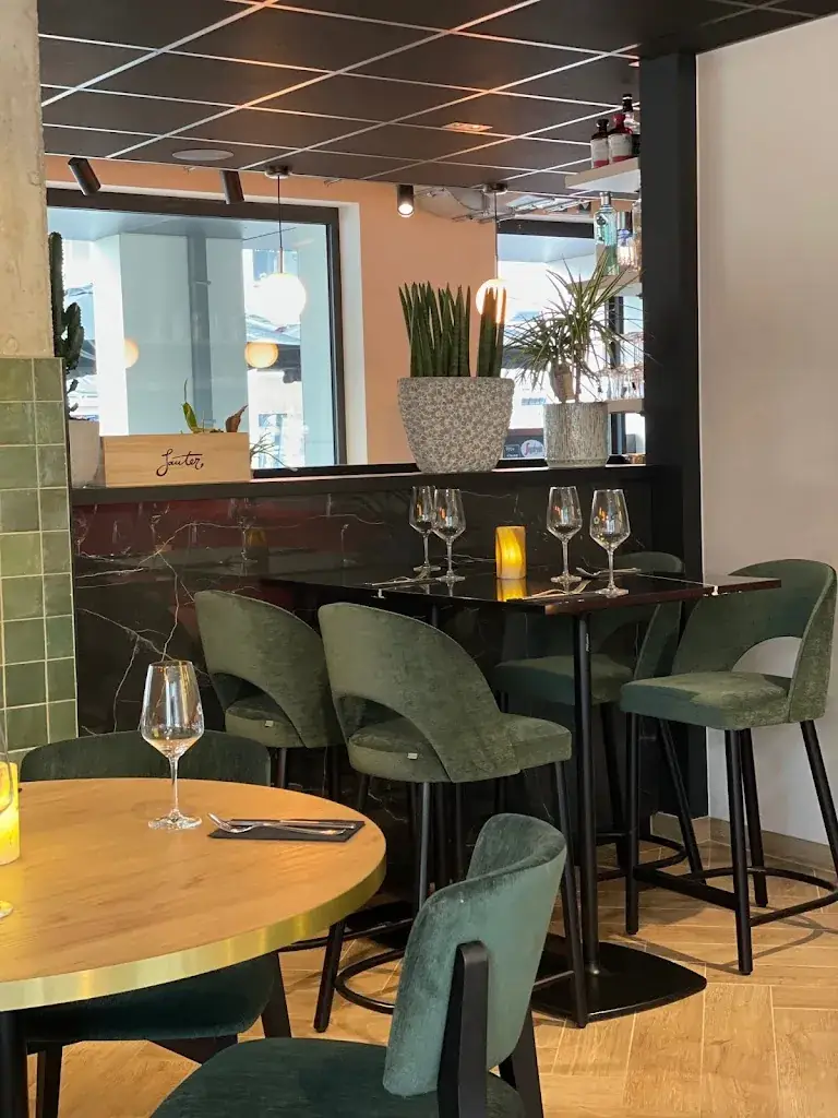 ROBUUST restaurante en Zutendaal