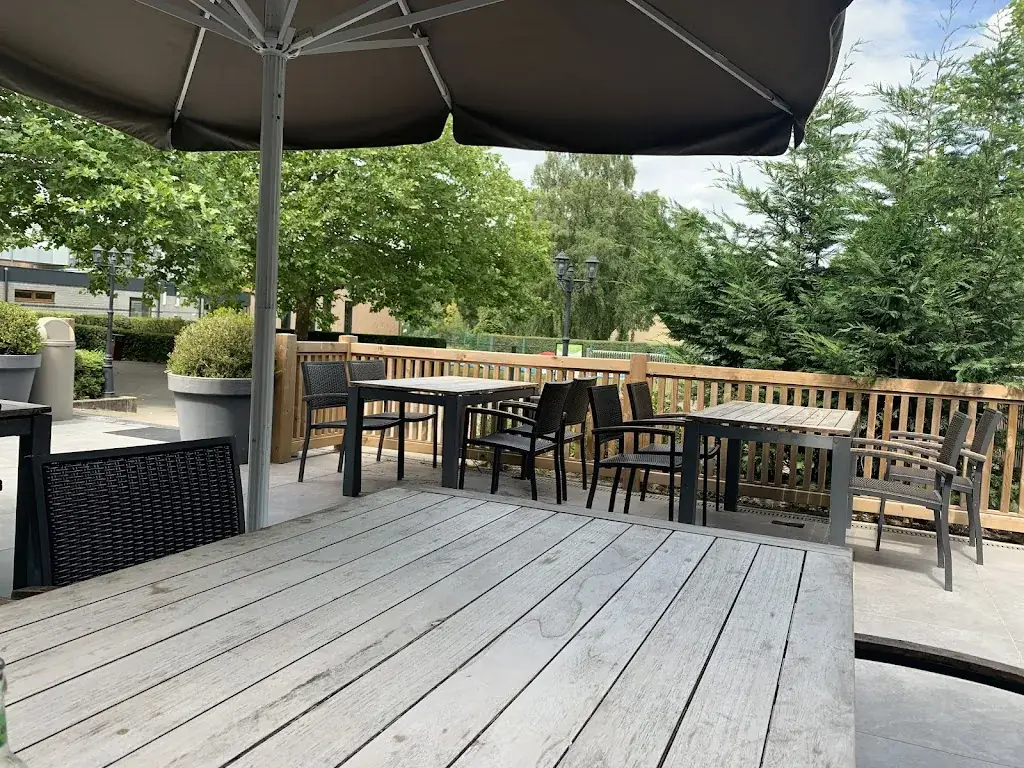 Mark Dixon_Grand Café Narvik_Zutendaal_review