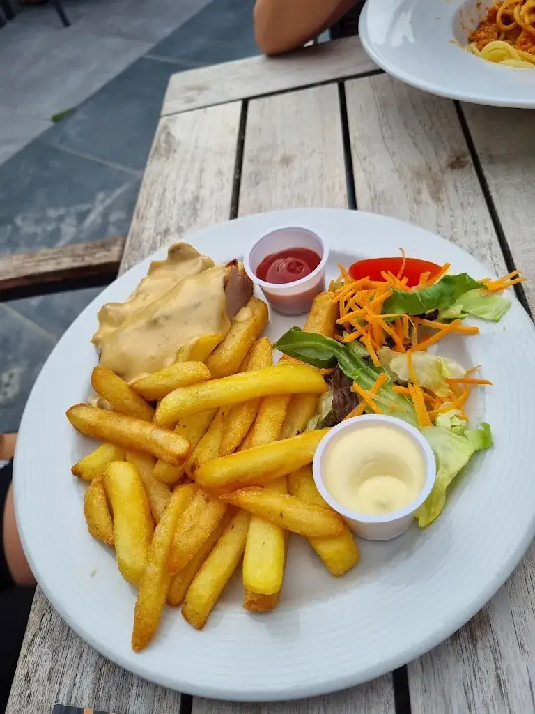 Grand Café Narvik_Zutendaal_slider_image_2