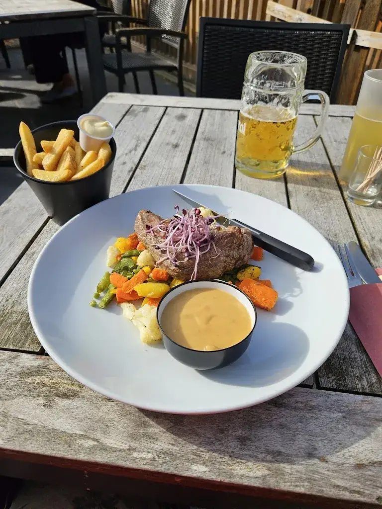 Grand Café Narvik_Zutendaal_slider_image_3