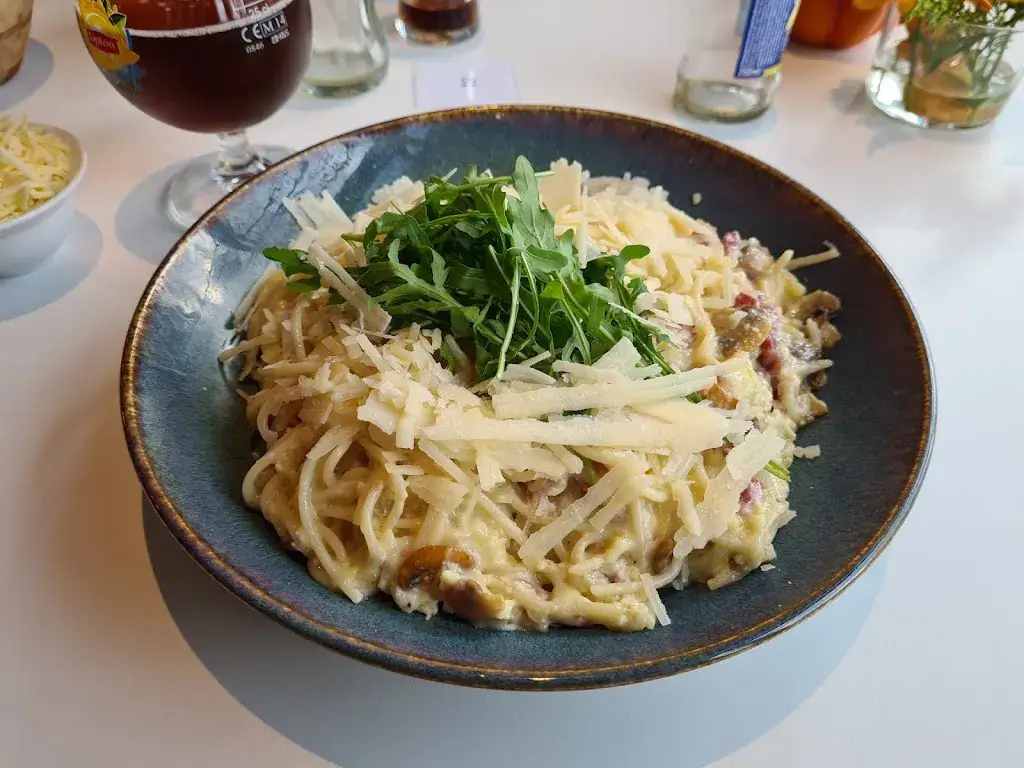 Jennifer Poelmans_Brasserie De Kapelanij_Zutendaal_review