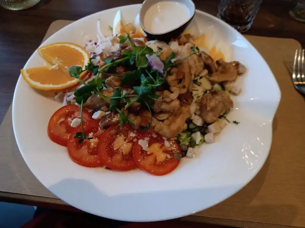 Bistro Amazone by Jarno_Zutendaal_slider_image_2