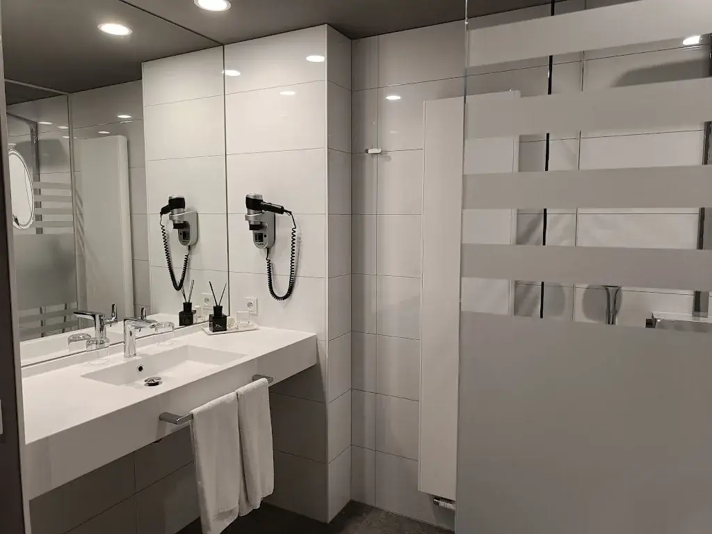 Hotel/Restaurant Amel Mitte_Amel_slider_image_3