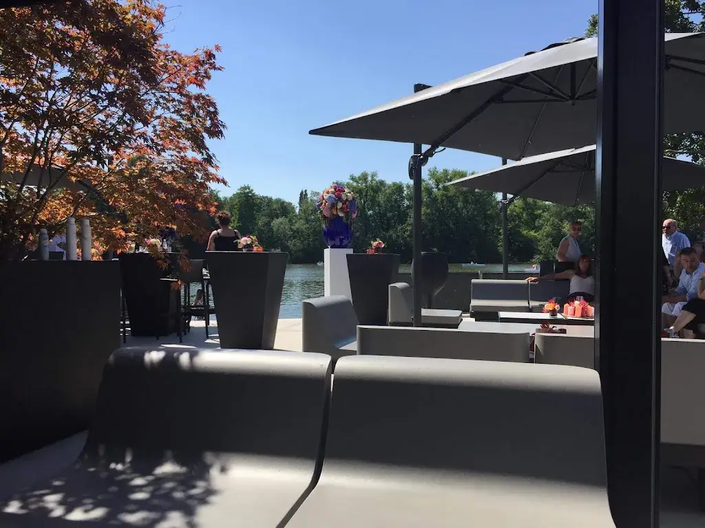 Els Doolaege_Amuzen_Berlare_review