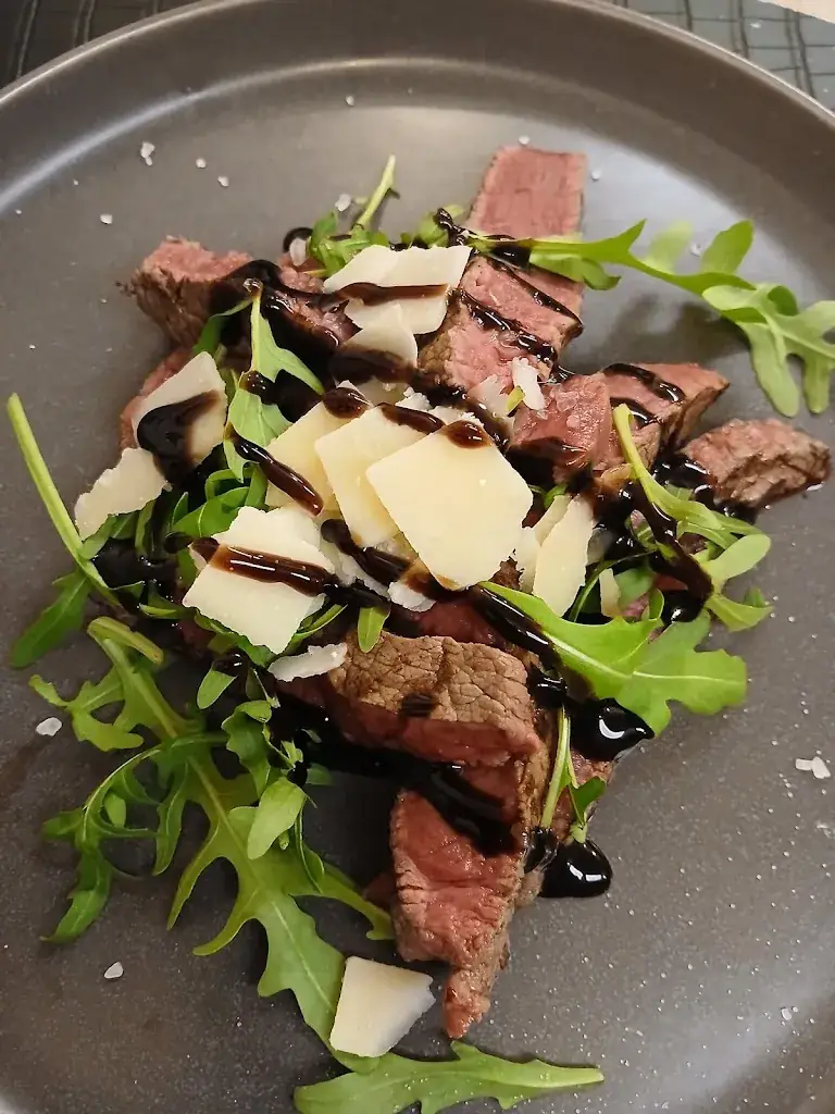 L. Cbr_Lo Stesso_Aiseau-Presles_review