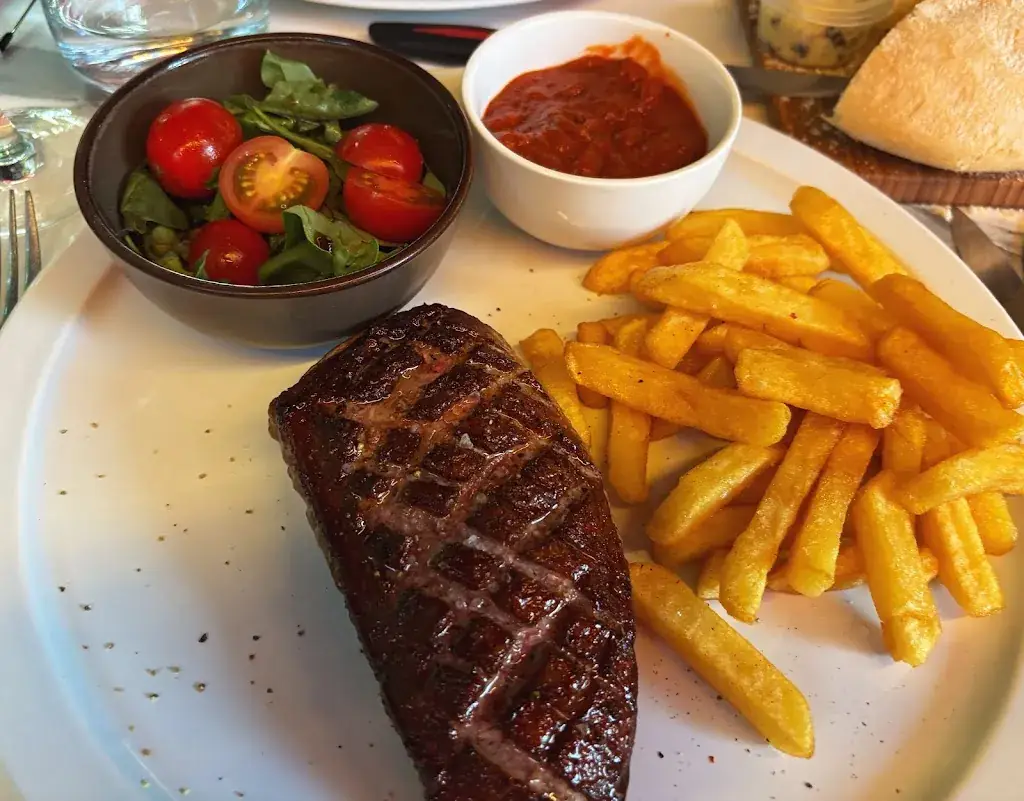 Aux Trois Petits Points - Restaurant_Aiseau-Presles_slider_image_3