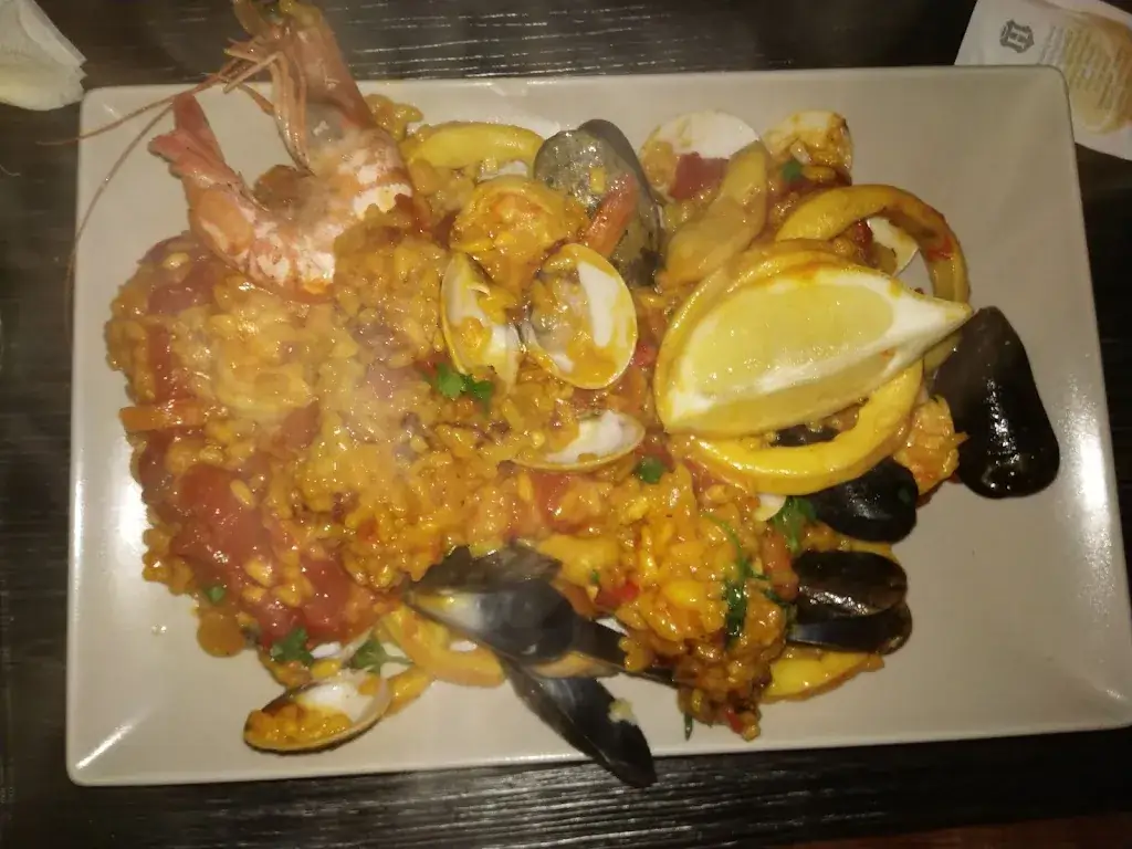 Loris_Casa José_Aiseau-Presles_review