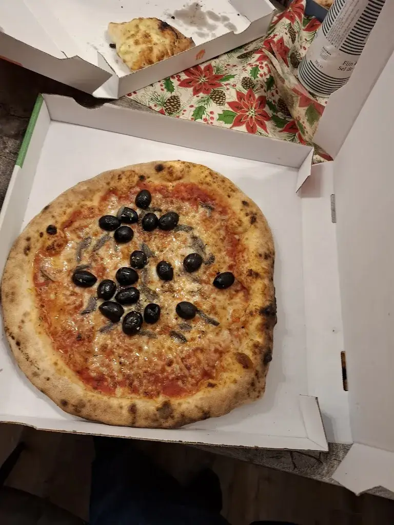 Alexis Clarembeau_Pizzeria chez Luigi et Joanna_Aiseau-Presles_review