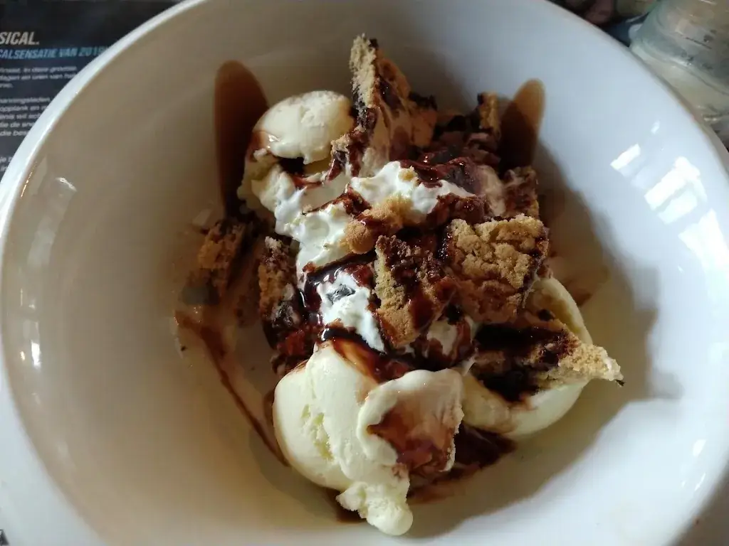 Anne Kuperus_Sam’s Table_Berlare_review